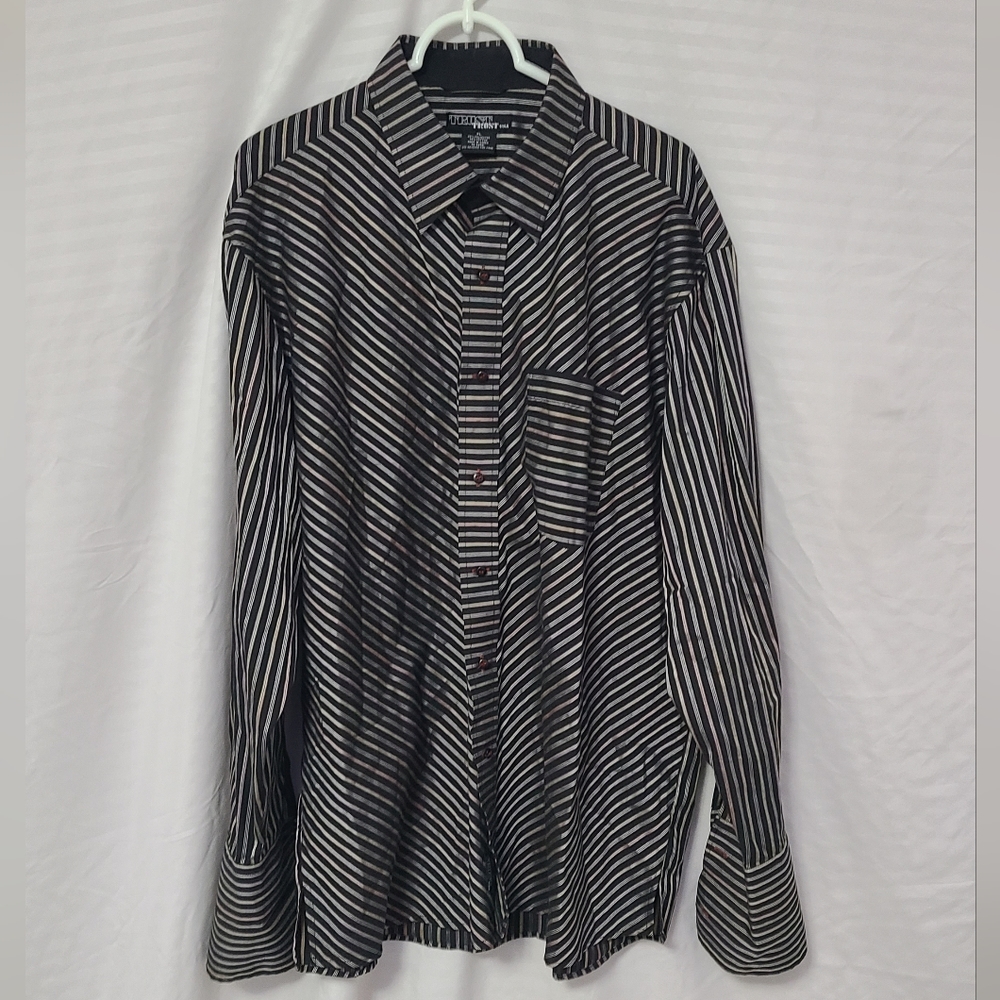Trust Men's Longsleeve Button Down